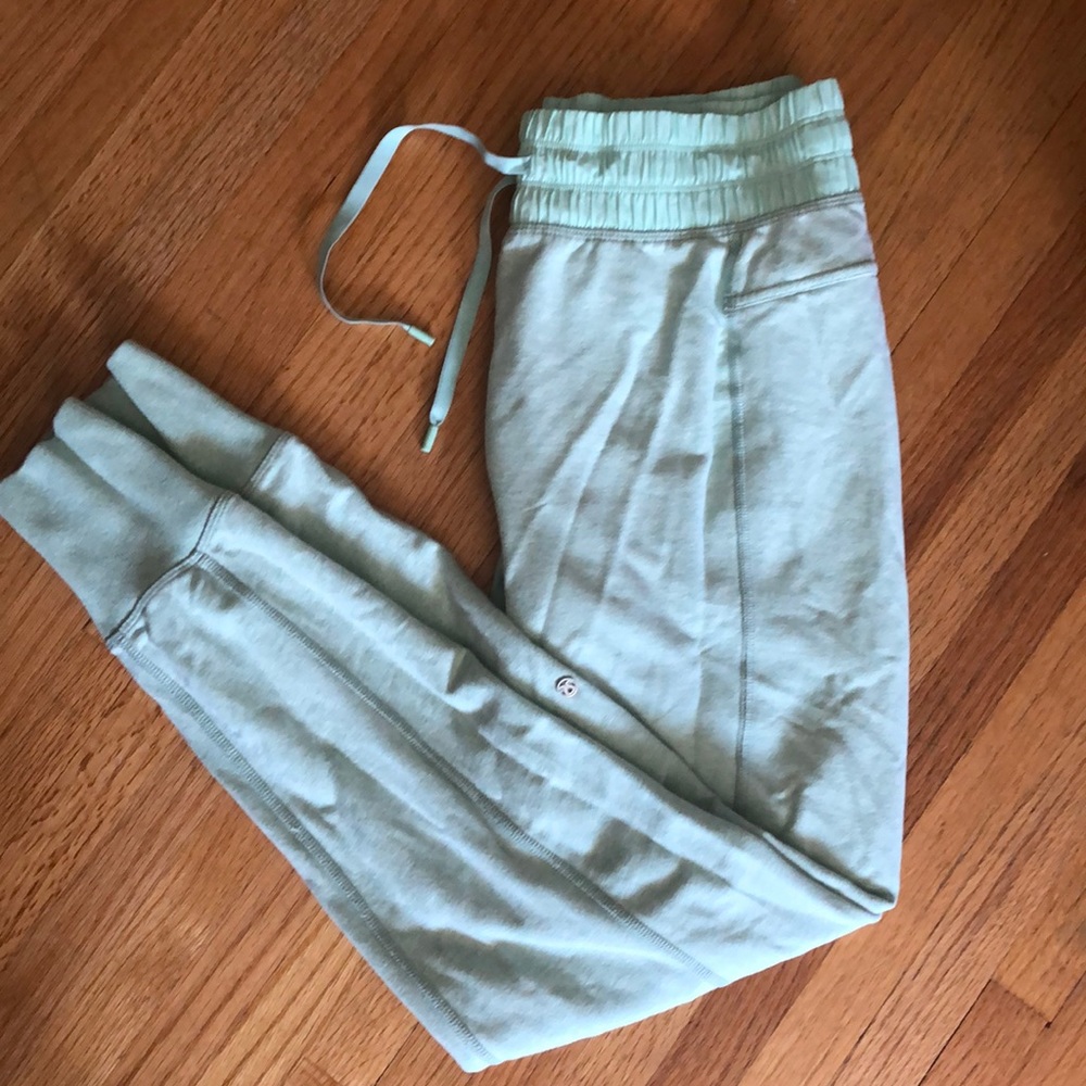Lululemon Mint Joggers